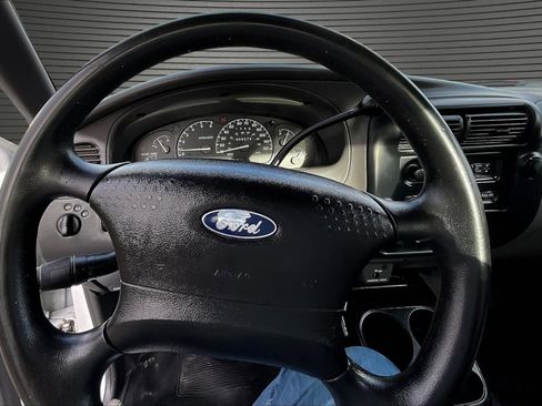 Used 2002 Ford Ranger XL image 9