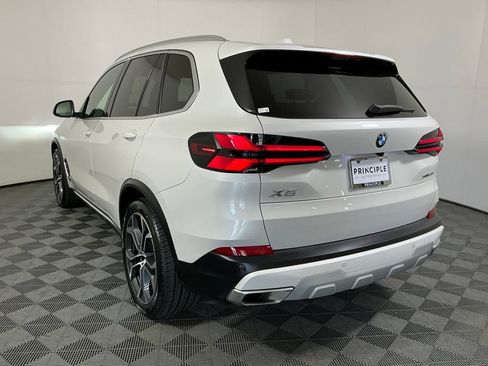 Certified 2024 BMW X5 xDrive40i w/ Parking Assistance Package AWD/4WD image 7