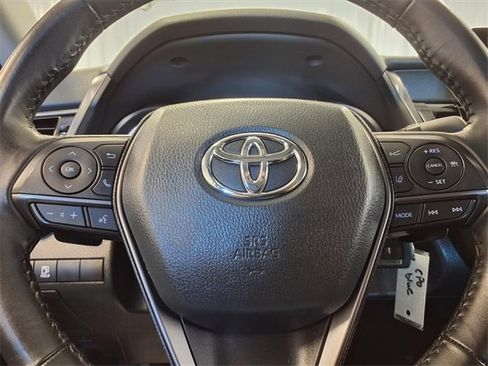 Used 2024 Toyota Camry SE image 15