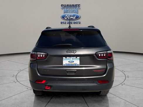 Used 2023 Jeep Compass Trailhawk image 6