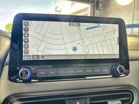 Used 2023 Hyundai Kona SEL w/ Convenience Package FWD image 20