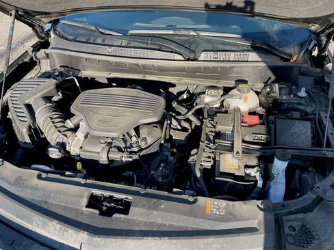 Used 2025 Cadillac XT6 Premium Luxury w/ LPO, Floor Liner Package image 31