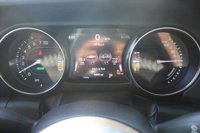 Used 2023 Jeep Wrangler Unlimited Sahara w/ Cold Weather Group AWD/4WD image 16
