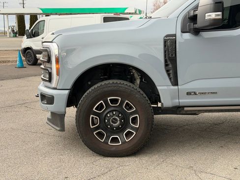 Used 2025 Ford F350 Platinum image 12