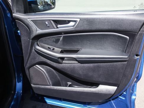 Used 2020 Ford Edge SEL w/ Convenience Package image 37
