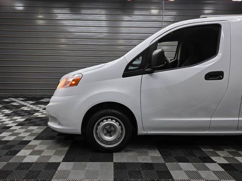 Used 2021 Nissan NV200 S FWD image 32