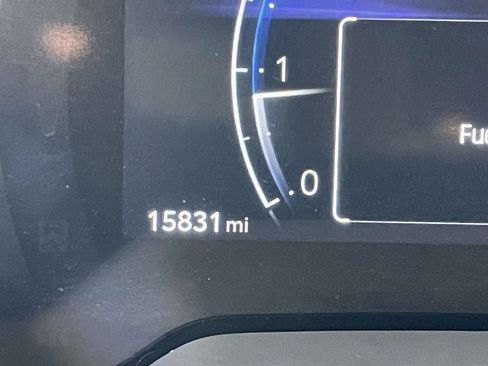 Used 2023 Toyota Corolla Cross XLE w/ Convenience Package image 39