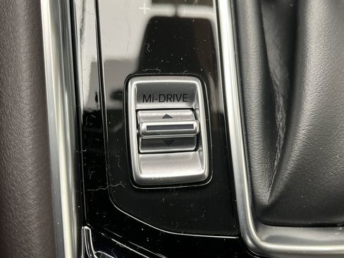 Used 2025 MAZDA CX-5 Signature image 17