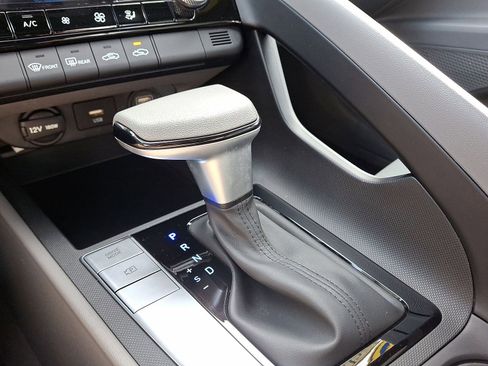 Certified 2023 Hyundai Elantra SEL w/ Cargo Package image 18