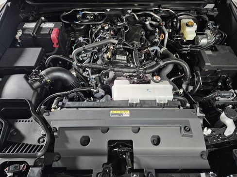 New 2026 Toyota Tacoma SR5 AWD/4WD image 8