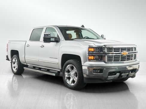 Used 2015 Chevrolet Silverado 1500 LTZ Z71 w/ LTZ Plus Package AWD/4WD image 7