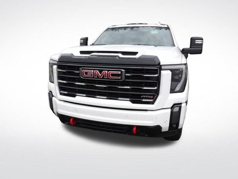 Used 2024 GMC Sierra 3500 AT4 w/ AT4 Premium Plus Package AWD/4WD image 8