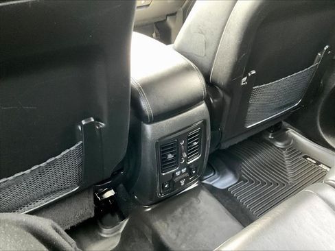Used 2022 Dodge Durango GT AWD/4WD image 25