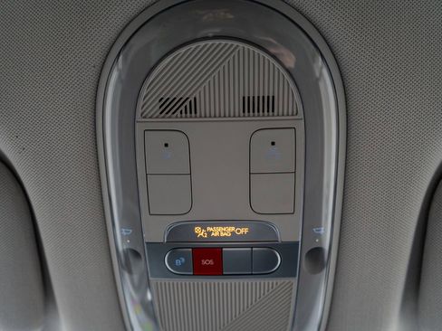 Used 2024 Hyundai Ioniq 5 SEL image 18