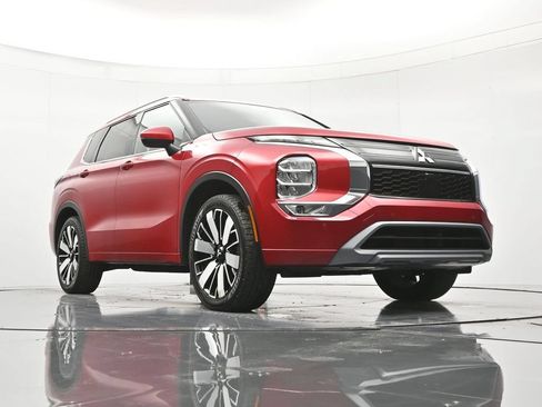Used 2025 Mitsubishi Outlander SEL FWD image 41