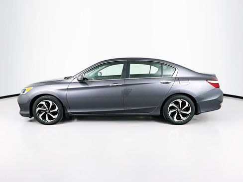 Used 2017 Honda Accord EX image 4