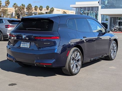New 2026 BMW iX xDrive60 image 6