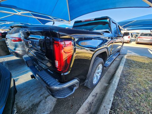 Used 2019 GMC Sierra 1500 SLT image 4