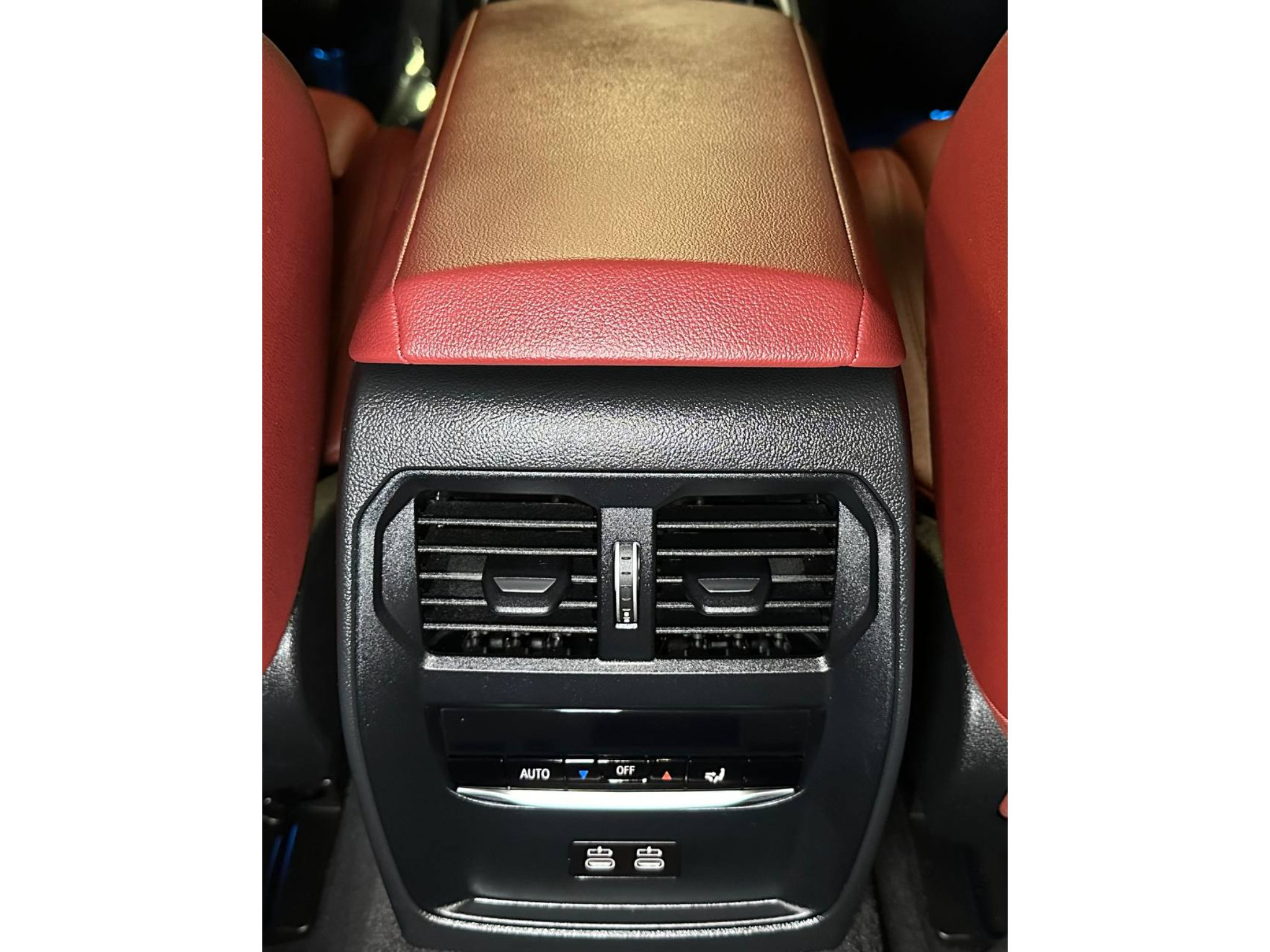 Used 2023 BMW i4 eDrive40 w/ Premium Package RWD image 36