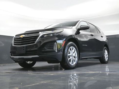 Used 2024 Chevrolet Equinox LT AWD/4WD image 32