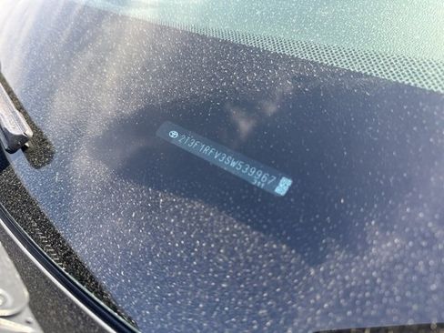 Used 2025 Toyota RAV4 LE image 23