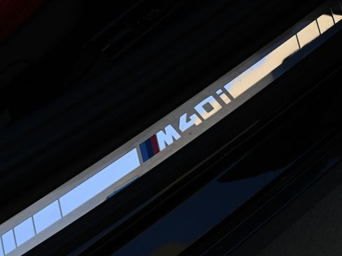 Certified 2025 BMW Z4 M40i w/ Premium Package image 37