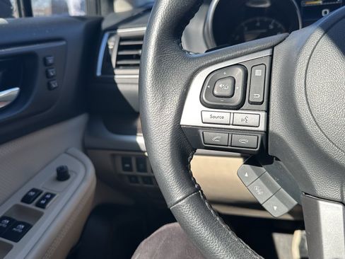 Used 2017 Subaru Legacy 2.5i Limited image 20