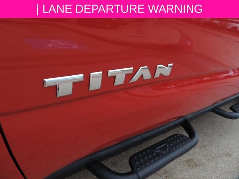 Certified 2024 Nissan Titan SV w/ SV Convenience Package image 13