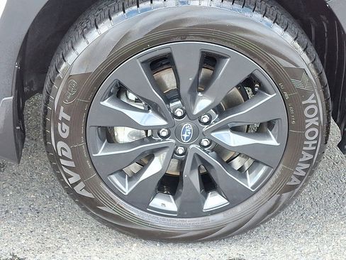 Certified 2025 Subaru Outback Onyx Edition image 9