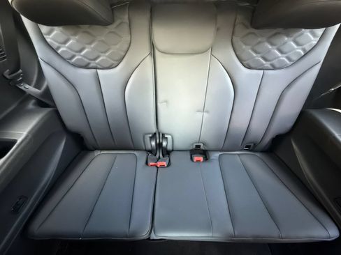 Used 2021 Hyundai Palisade Calligraphy FWD image 18