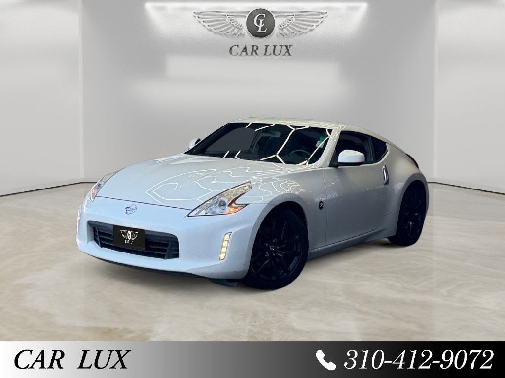 Used 2015 Nissan 370Z Coupe RWD image 1