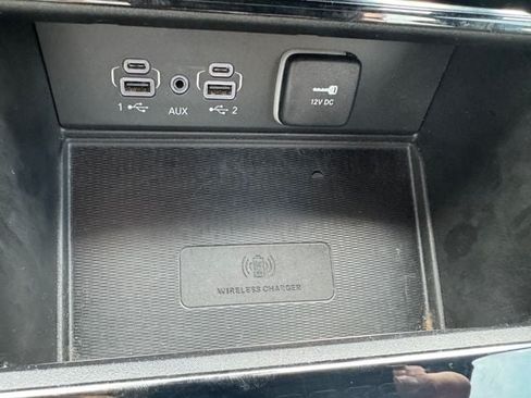 Used 2023 Jeep Grand Cherokee Altitude AWD/4WD image 32