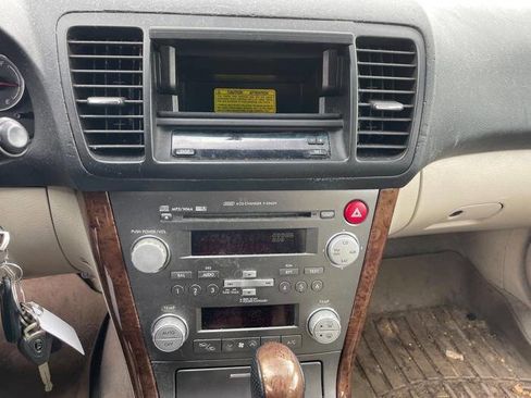 Used 2007 Subaru Outback 2.5i Limited AWD/4WD image 36