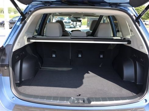 Used 2020 Subaru Forester Premium AWD/4WD image 9