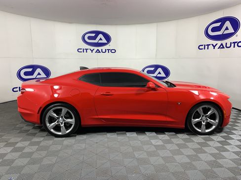 Used 2020 Chevrolet Camaro LT RWD image 2