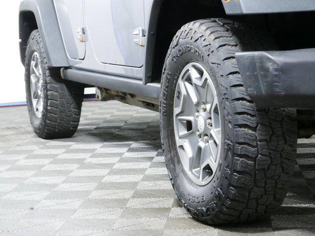 Used 2014 Jeep Wrangler Unlimited Rubicon w/ Dual Top Group AWD/4WD image 8