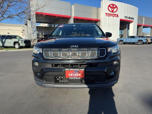 Used 2022 Jeep Compass Latitude w/ Convenience Group AWD/4WD image 6