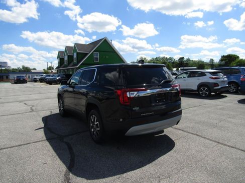 Used 2020 GMC Acadia SLE w/ LPO, Floor Liner Package FWD image 5