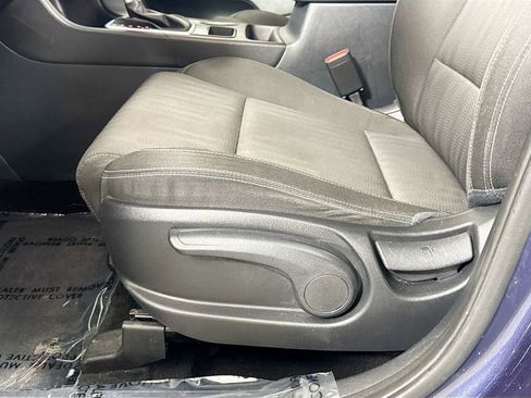 Used 2020 Kia Sportage LX FWD image 19