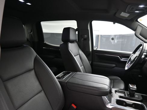 Used 2024 GMC Sierra 1500 SLT w/ SLT Premium Plus Package image 23