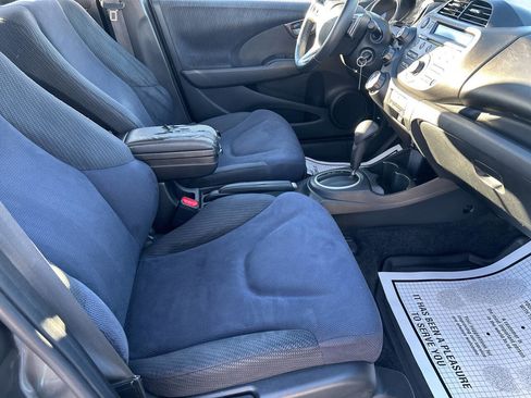 Used 2013 Honda Fit Sport image 21