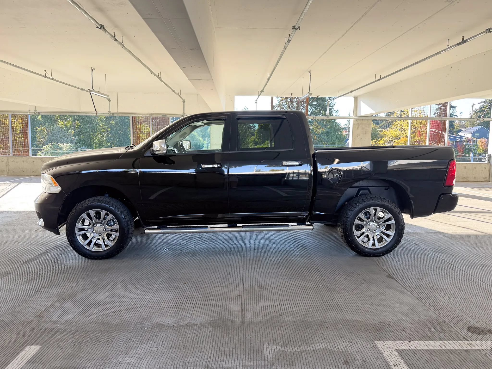 Used 2012 RAM 1500 Laramie Limited AWD/4WD image 8