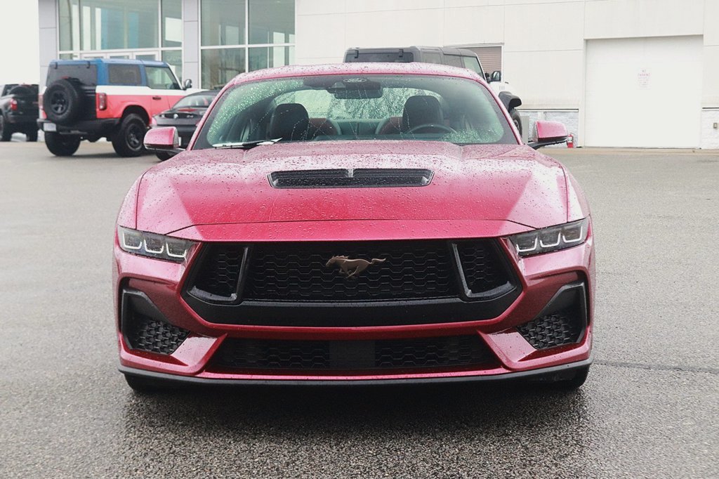 Used 2025 Ford Mustang GT Premium RWD image 2