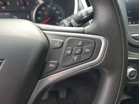 Used 2022 Chevrolet Equinox LT AWD/4WD image 22