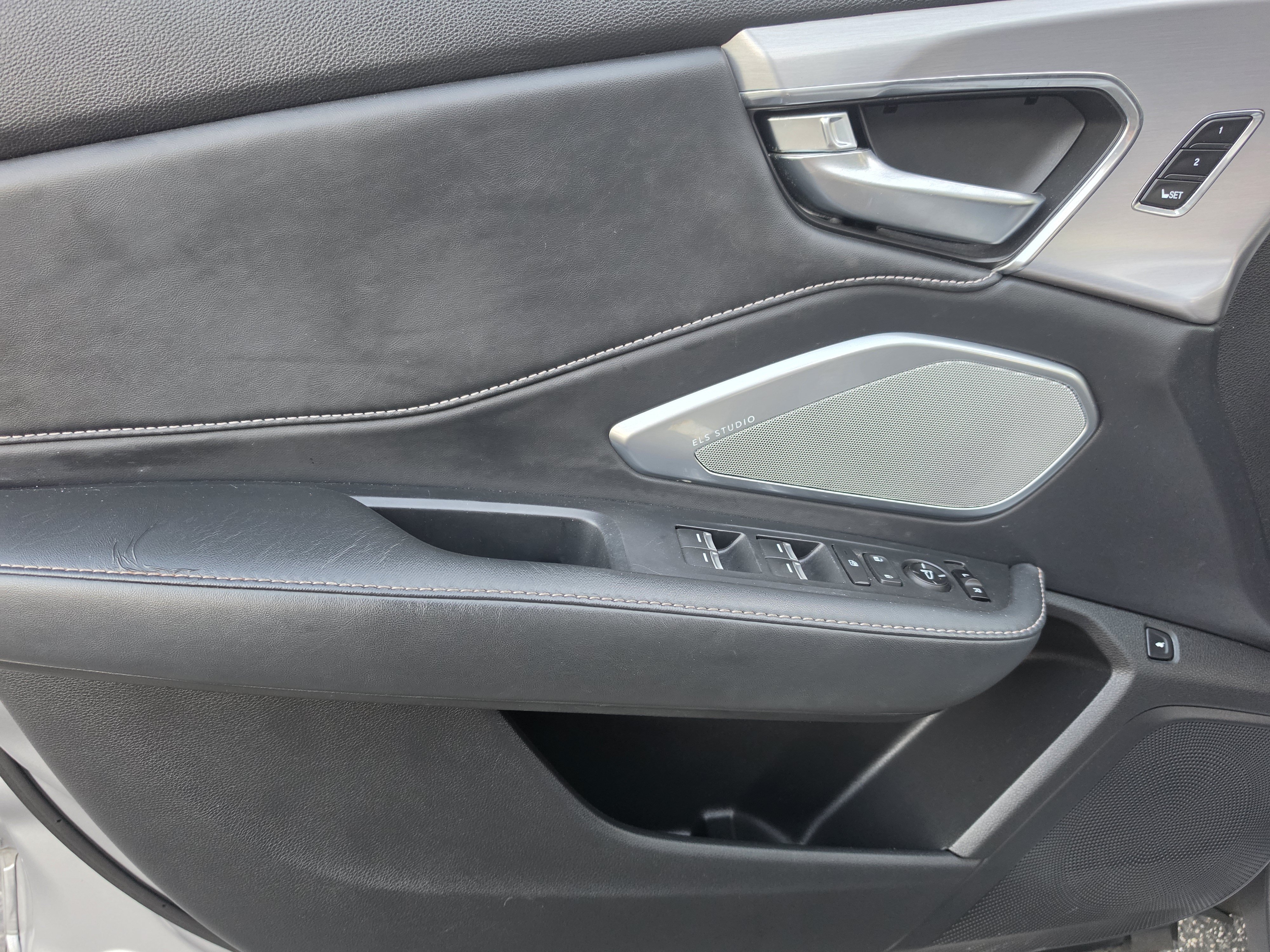Used 2020 Acura RDX w/ Technology Package FWD image 24