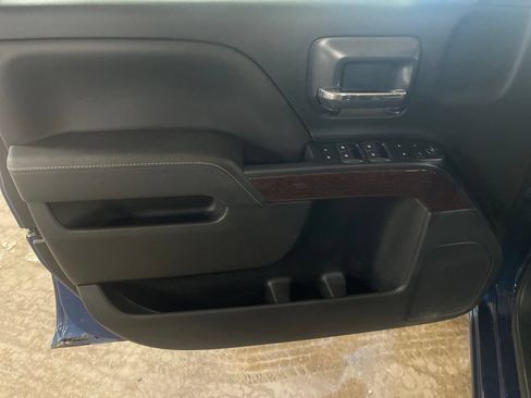 Used 2018 GMC Sierra 1500 SLE w/ SLE Value Package AWD/4WD image 15
