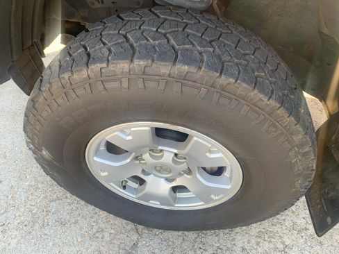 Used 2015 Toyota Tacoma 4x4 Access Cab V6 image 27