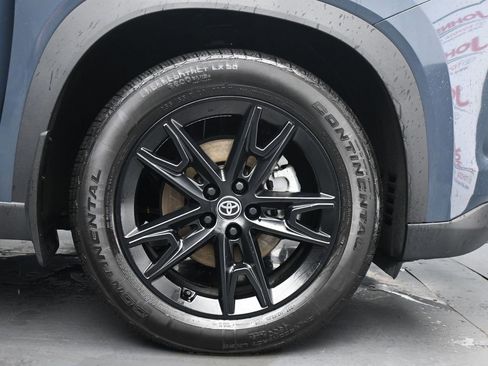 Used 2025 Toyota Grand Highlander AWD Hybrid image 11