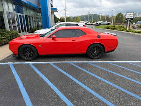 Used 2021 Dodge Challenger R/T Scat Pack w/ 1320 Plus Group RWD image 2