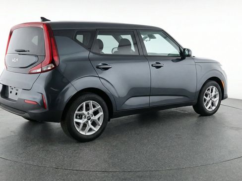 Used 2025 Kia Soul LX w/ LX Technology Package image 9
